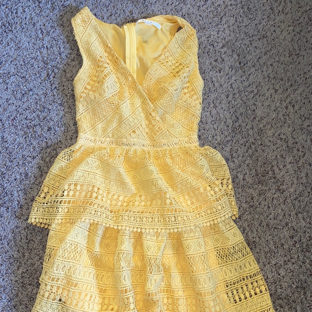 LULUS DRESS SIZE XS BRAND NEW